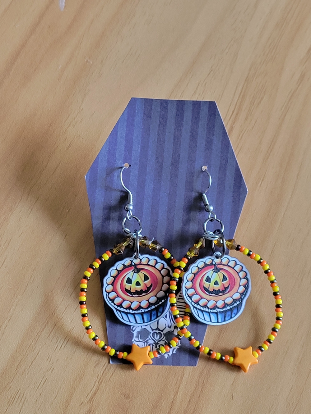 🧋NEW🧋Hand Crafted Orange & Black Pumpkin Cupcake Hoop Earrings